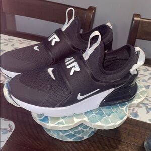 Nike Kids Black and White Sneakers